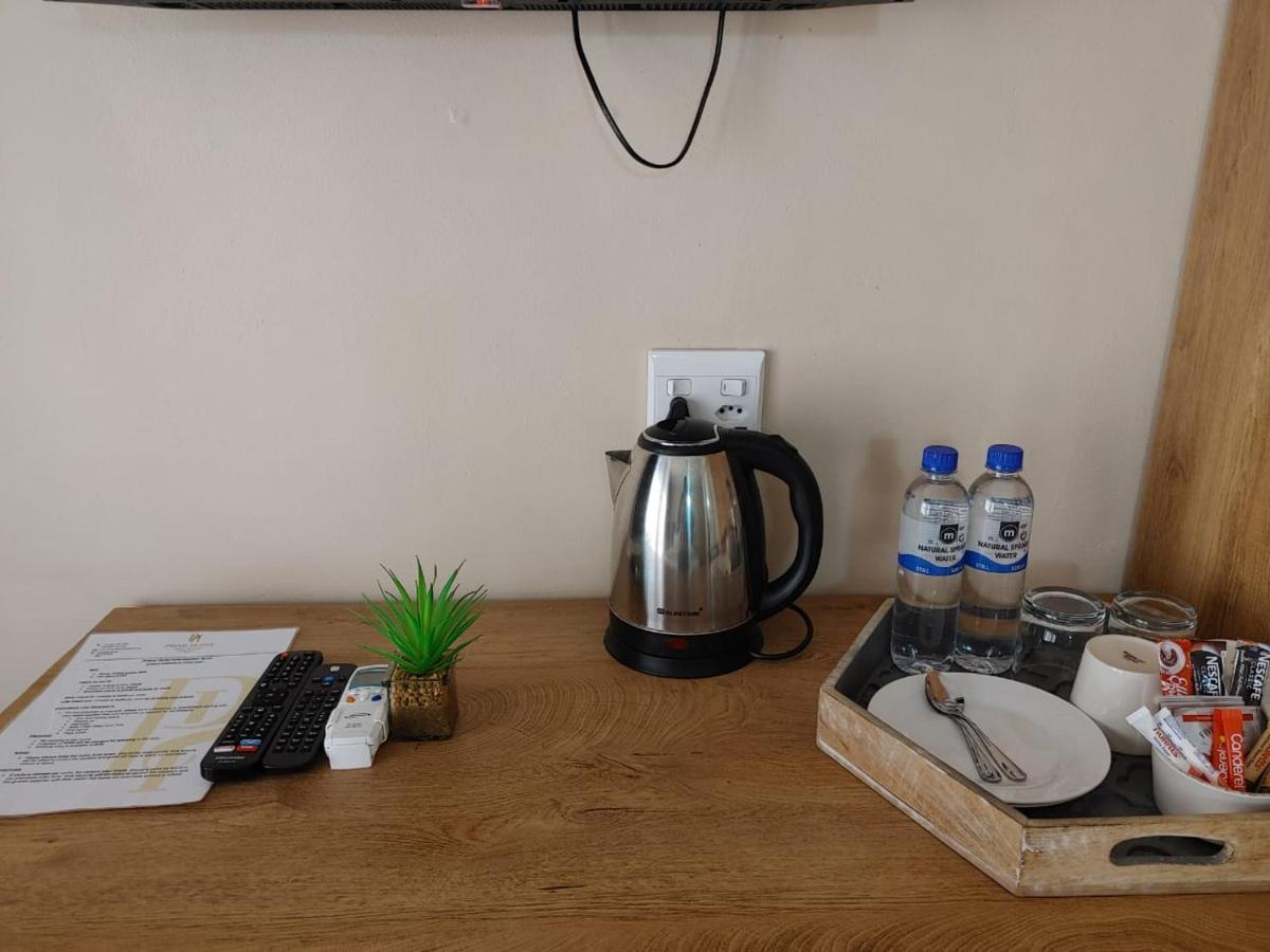 Prime Hotel Дърбан Екстериор снимка